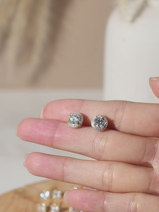VVS Moissanite Halo Studs (Solid 925 Silver)